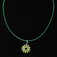 Kette Blume grün